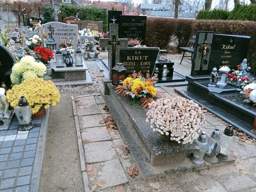 Grób Karol Kikut